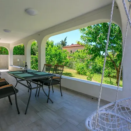 Olive * سيلتسي